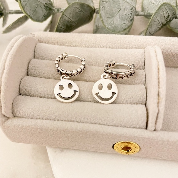 925 Sterling Silver Smiley Face Earrings Small Hoop Happy Face Earrings - Picture 2 of 4